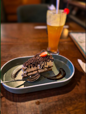 Chocolate cake with Ice cream